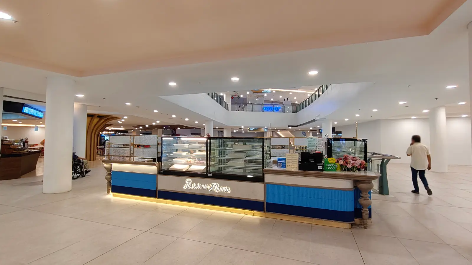 PASTELERIA in TriNoma